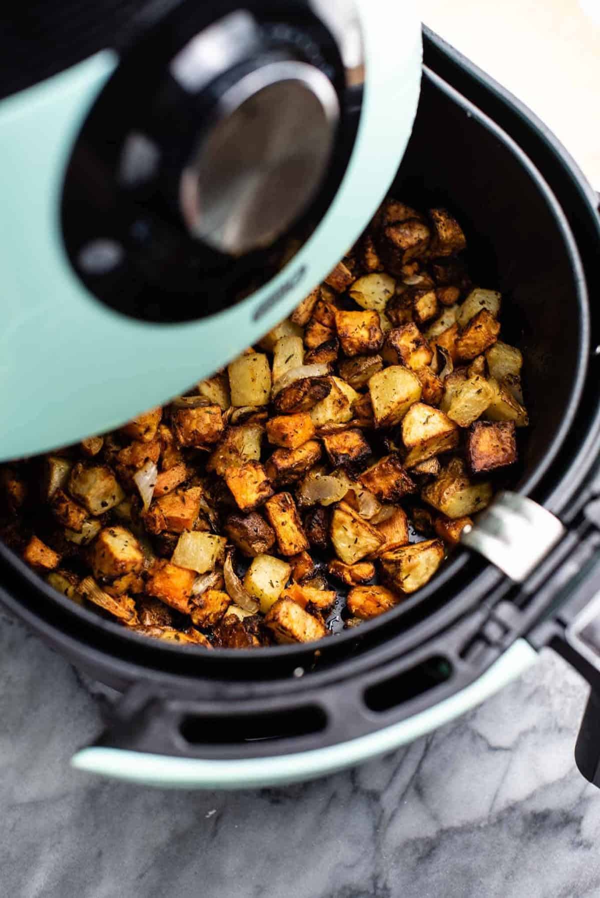 Air Fryer Breakfast Potatoes