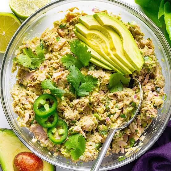 Healthy Tuna Avocado Salad