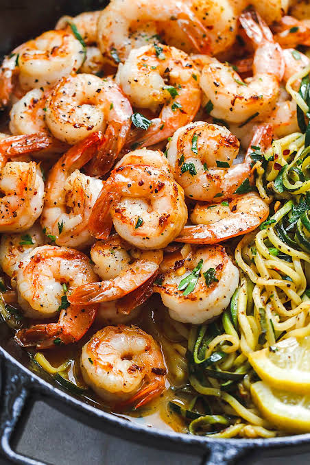 Lemon Garlic Shrimp with Zucchini Noodles