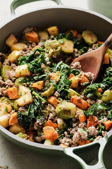Healthy Breakfast Hash with Sweet Potato & Turkey
