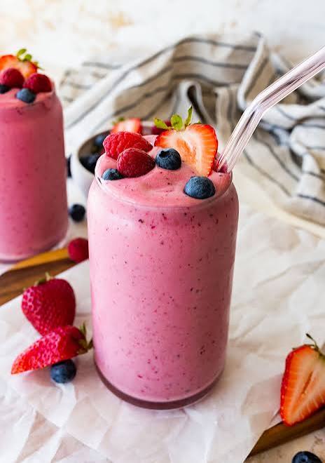 Kefir Berry Breakfast Smoothie