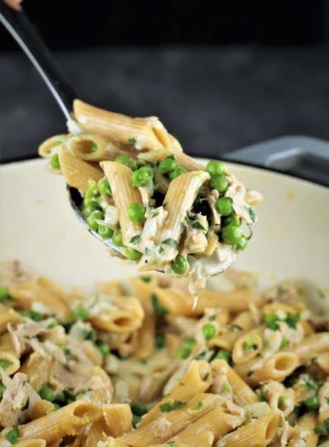Tuna Pasta with Peas and Spinach