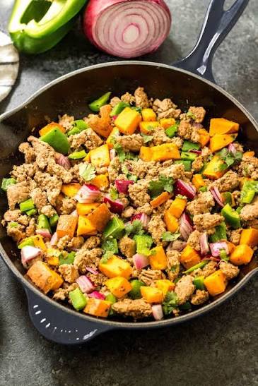 Turkey & Vegetable Breakfast Skillet